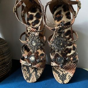 Rampage Bastian Style Tan Snake Sandals.